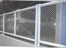 優(yōu)質(zhì)防護屏障 橋梁護欄網(wǎng)、小區(qū)圍網(wǎng)與桃形護欄網(wǎng)的專業(yè)解析